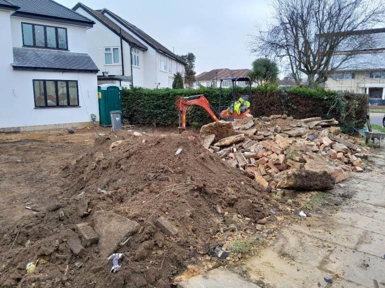 Digger and driver hire 