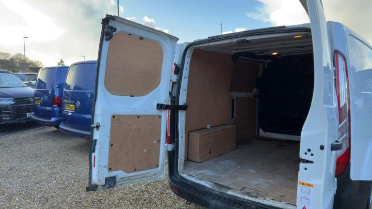 2021 Ford Transit Custom 2.0 EcoBlue 105ps Low Roof Leader Van PANEL VAN DIESEL Manual