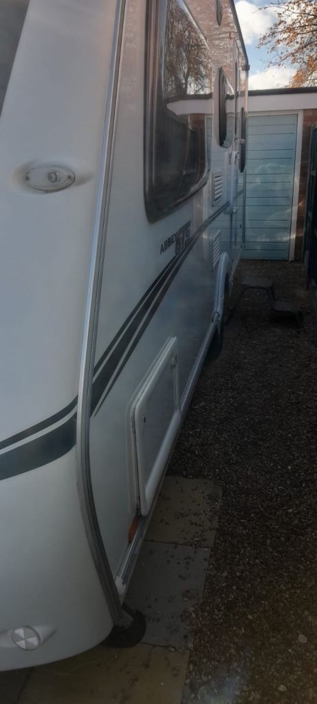 Abbey gts 517 with motor mover and air awning 