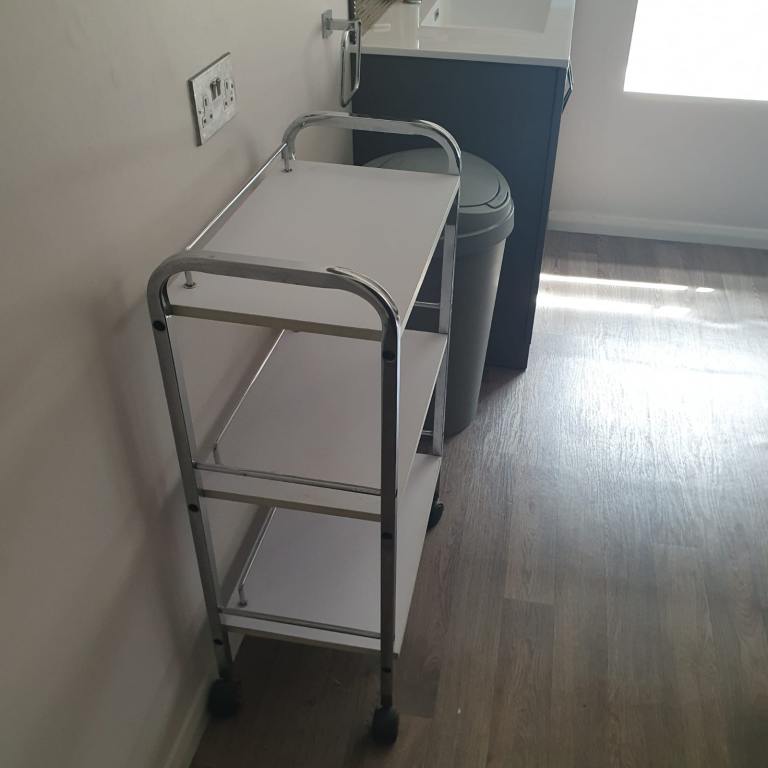Beauty salon closing St Albans