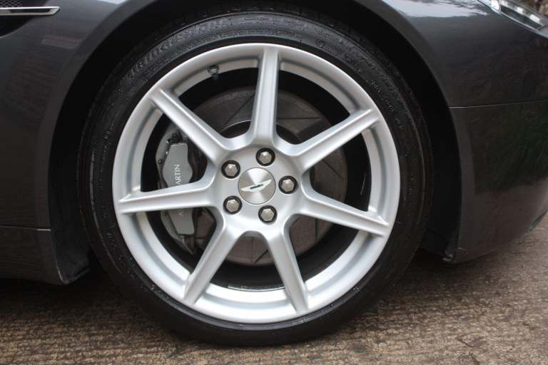 ASTON MARTIN VANTAGE 4.3 V8 2007