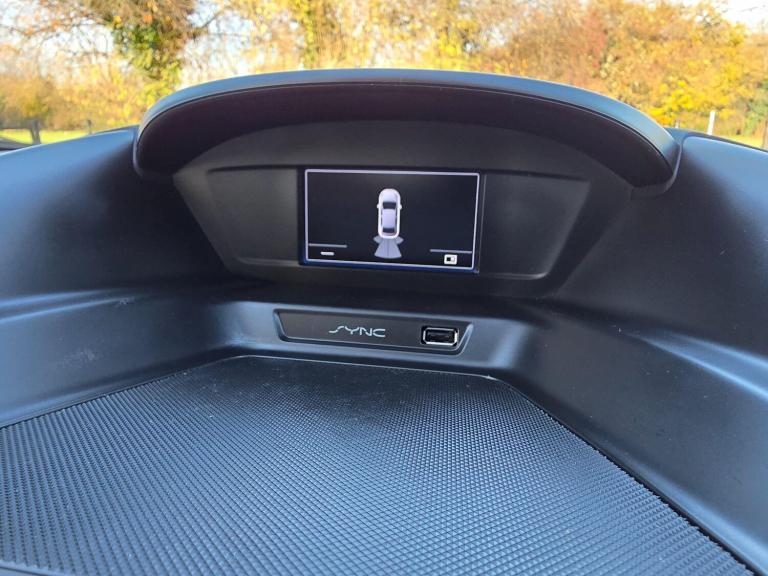 2016 Ford C-Max 1.6 Ti-VCT Zetec Euro 6 5dr MPV Petrol Manual