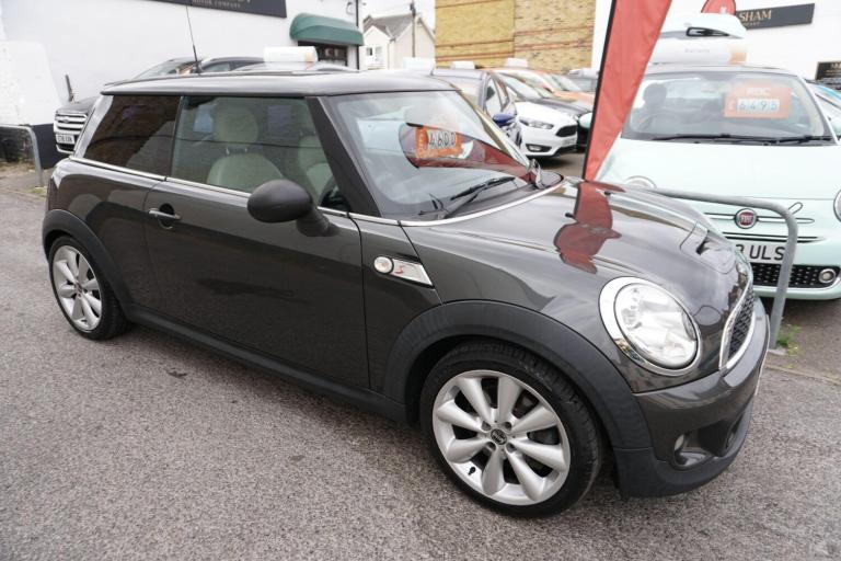 2011 MINI Hatch 1.6 Cooper S Euro 5 (s/s) 3dr HATCHBACK Petrol Manual