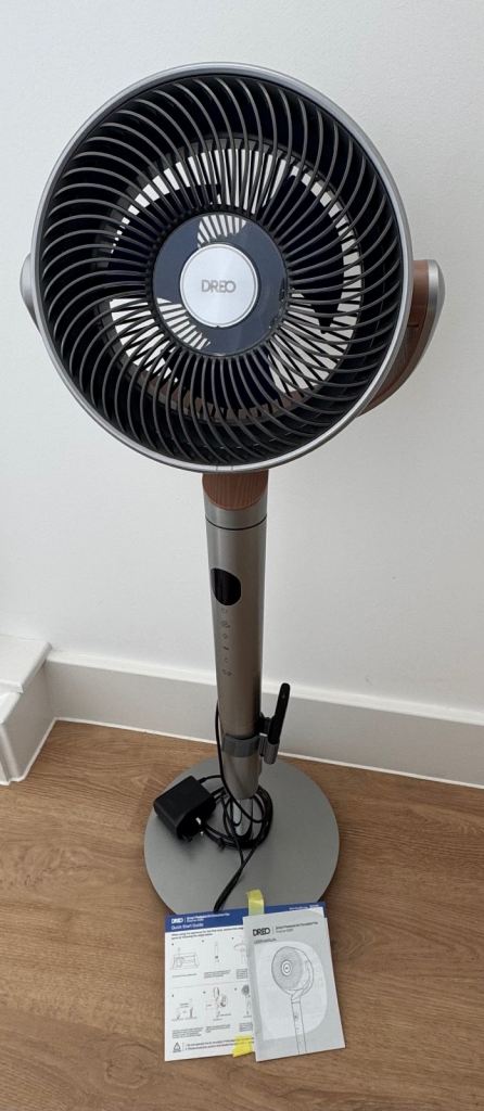 Dreo Polygon 40” Smart RGB, 120 x 120 Degree Oscillating Fan, Silver, Used