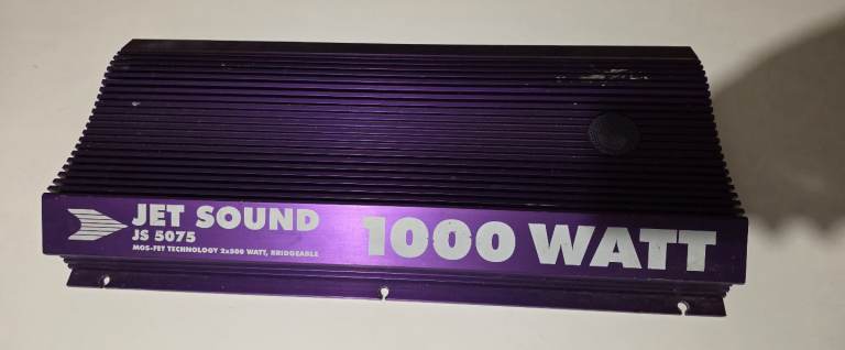 JET SOUND 1000 WATT 2x500 BRIDGEABLE AMPLIFIER 