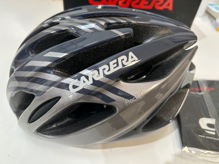 Adult Cycle Helmet - BRAND NEW