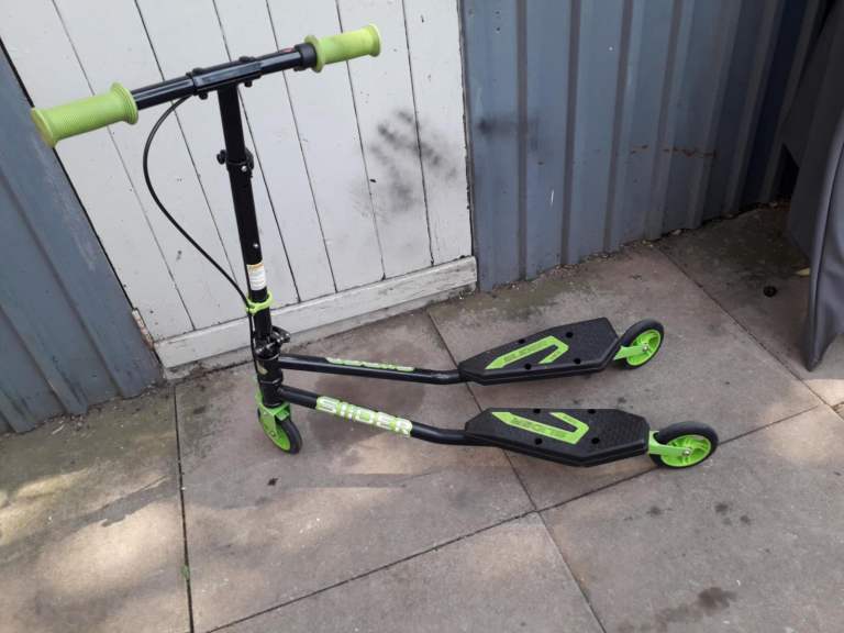 Kids Flicker Scooter