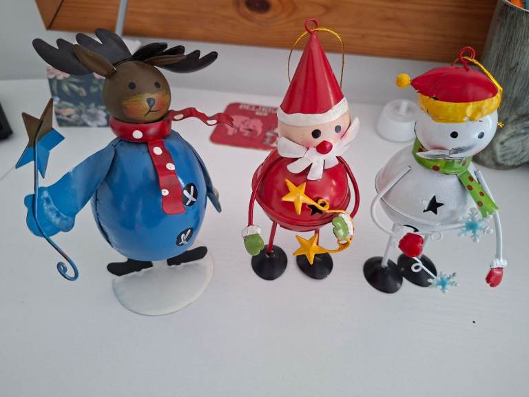 Set of 3 Metal Christmas Decorations – Reindeer, Santa, Snowman