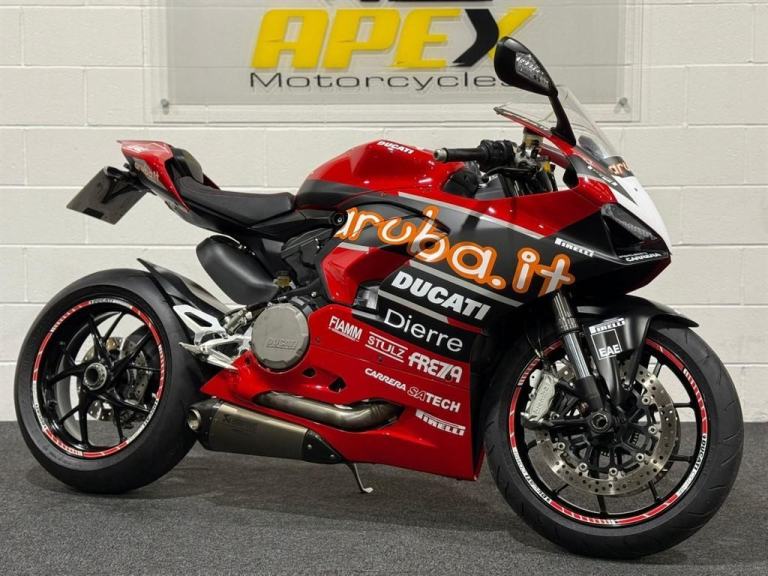 Ducati Panigale V2 WSBK REPLICA! AKRAPOVIC EXHAUST