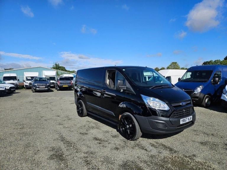 2017 ON A 67 PLATE FORD TRANSIT CUSTOM 310 2.0 TDCI ULEZ FREE ZONE