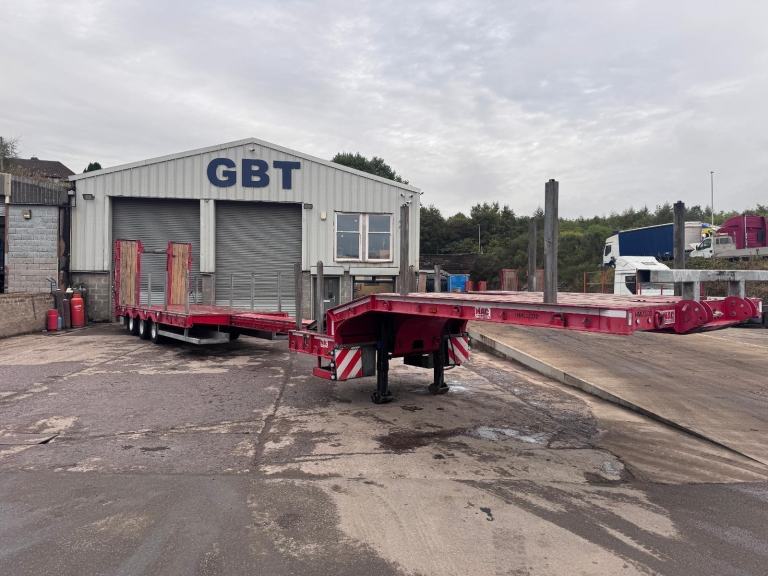 2019 Mccauley extending Low loader trailer 