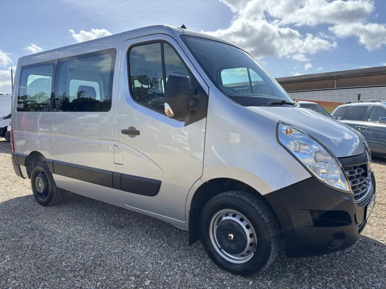 RENAULT MASTER WAV WHEELCHAIR ACCESSIBLE VEHICLE 2.3 FWD SL28 dCi 110 Business