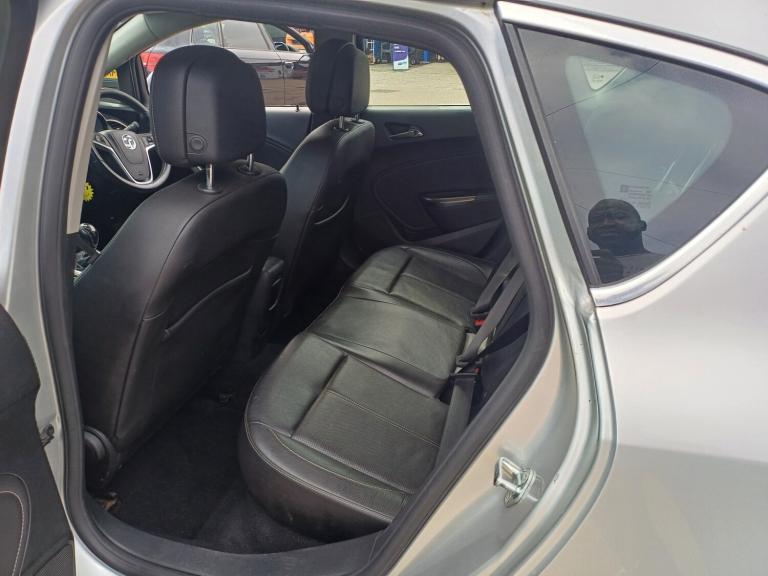 2011 Vauxhall Astra 2.0 CDTi 16V ecoFLEX Elite [165] 5dr HATCHBACK Diesel Manual