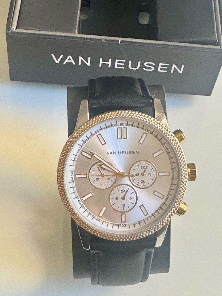 Van Heusen Chronograph Watch Brand NEW & Boxed