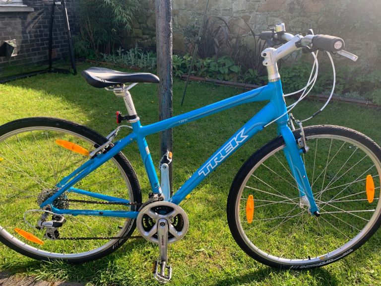 TREK 7.2FX ladies hybrid bike 