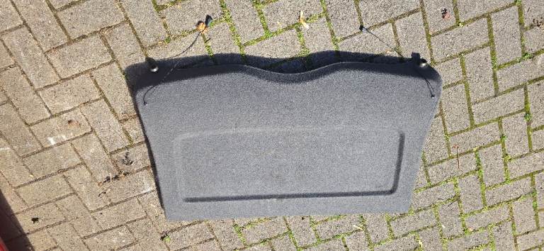 2005 ford focus parcel shelf 