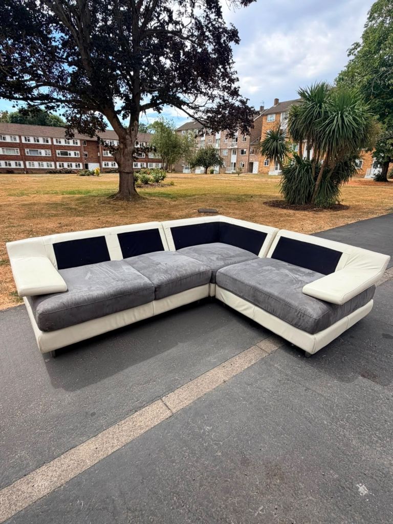 Corner sofa
