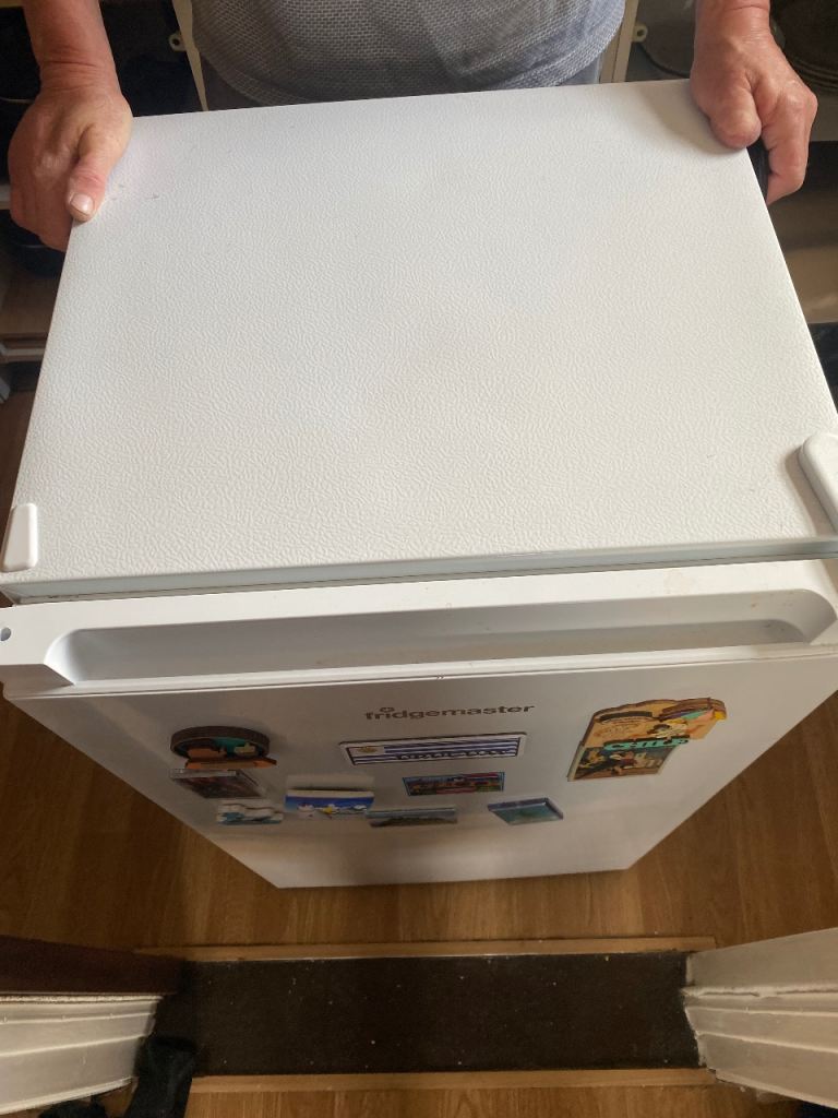 Fridgemaster White Fridge – Good Condition