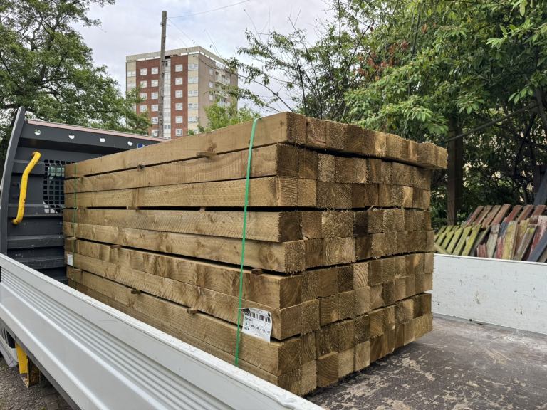 4x4 wooden fence posts 8ft 