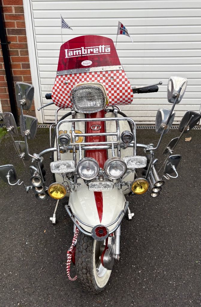 Lambretta Vespa scooter Mod front set up rack crash bars luggage lights mirrors horns accessories  