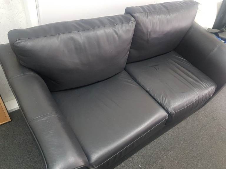 Used second hand 2 seater black leather sofa chair loveseat couche great condition