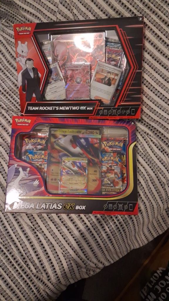 Box Sets - Team Rocket's Mewtwo & Mega Latias
