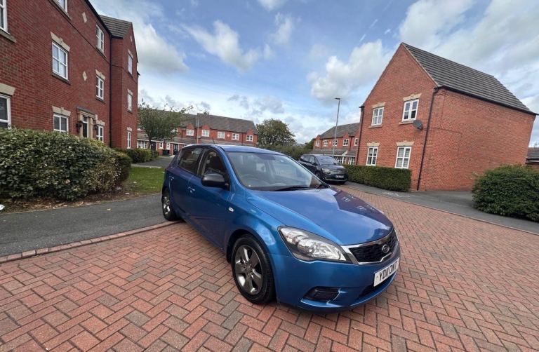 Kia, CEED, Hatchback, 2011, Manual, 1396 (cc), 5 doors