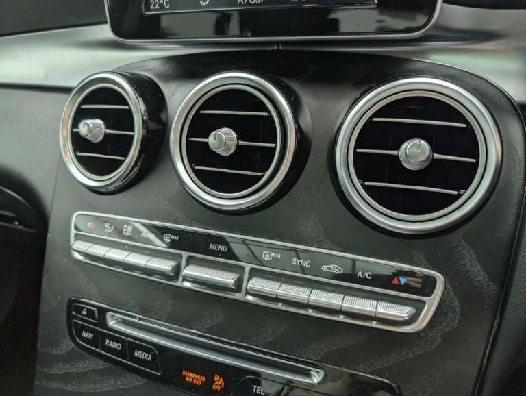 2019 Mercedes-Benz GLC 2.0 GLC250 AMG Night Edition SUV 5dr Petrol G-Tronic+ 4MATIC Euro 6 (s/s) ...