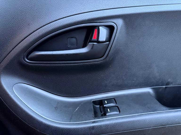 2013 Kia Picanto 1.0 1 5dr HATCHBACK PETROL Manual