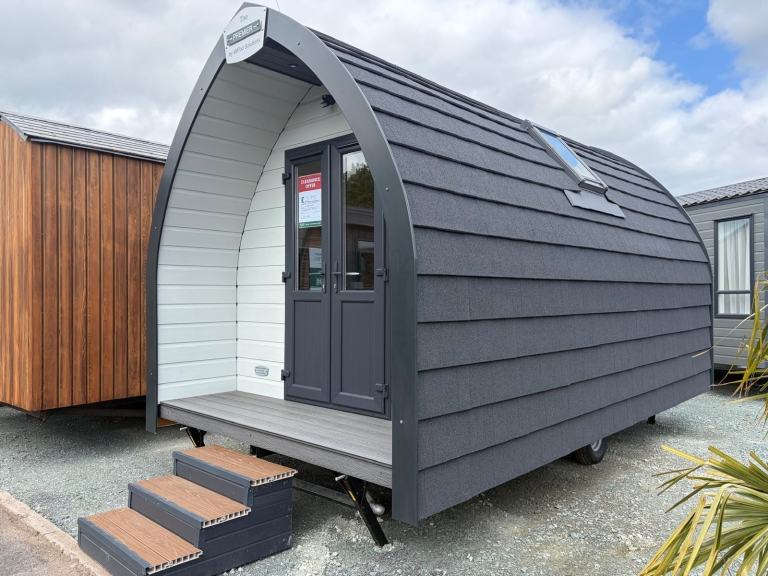 BRAND NEW MIPOD GLAMPING POD 20ft X 9ft • UNDERFLOOR HEATING • £25,995