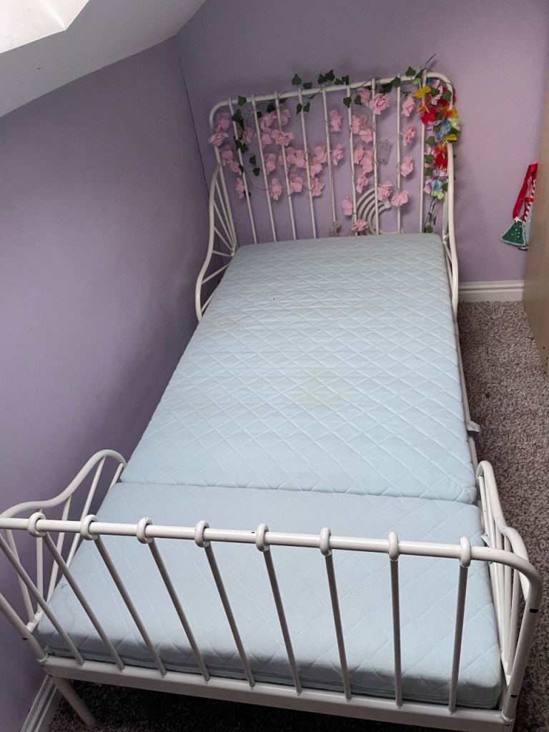 IKEA toddler bed extendable 