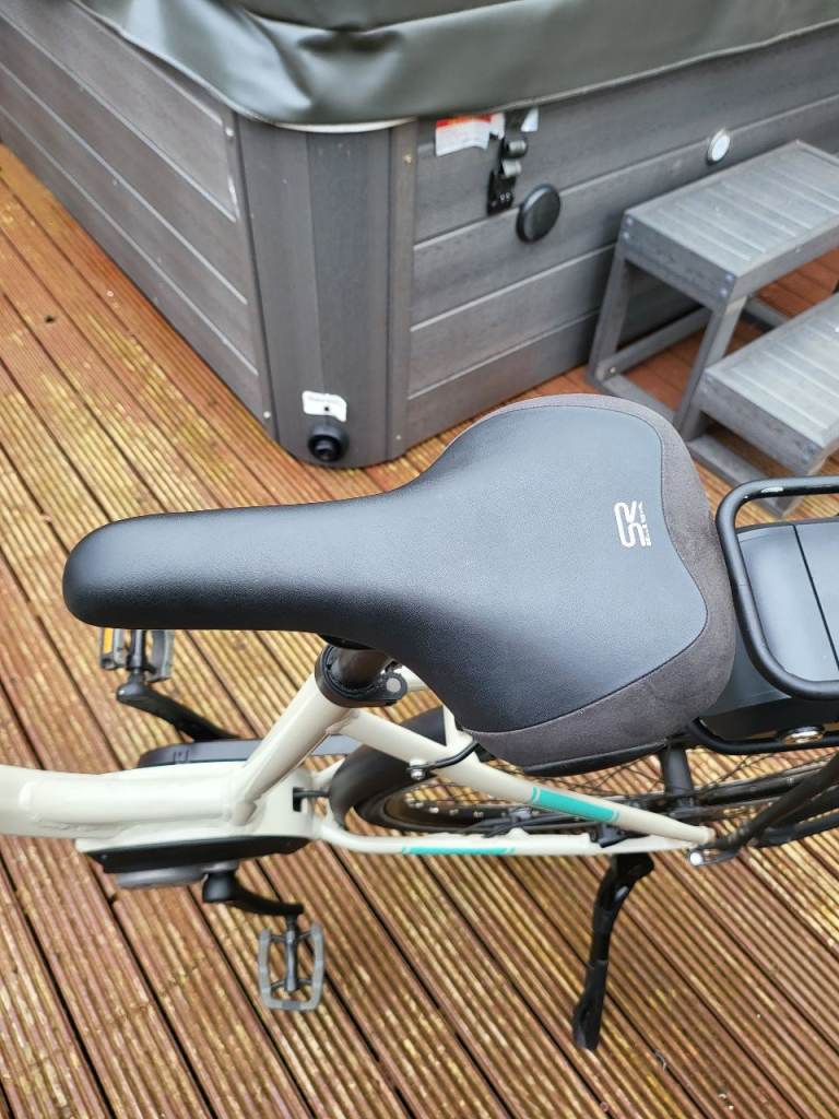 Hybrid Raleigh Felix Electric bike 