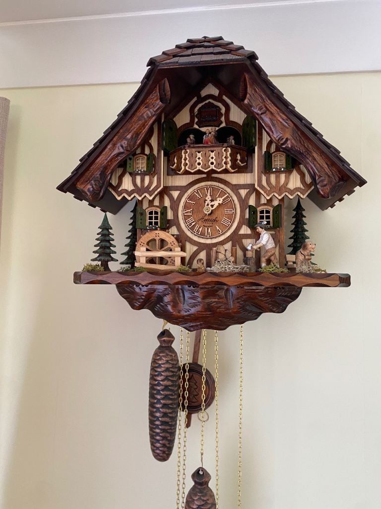 THIS IS NOT A BATTERY OPERATED CLOCK