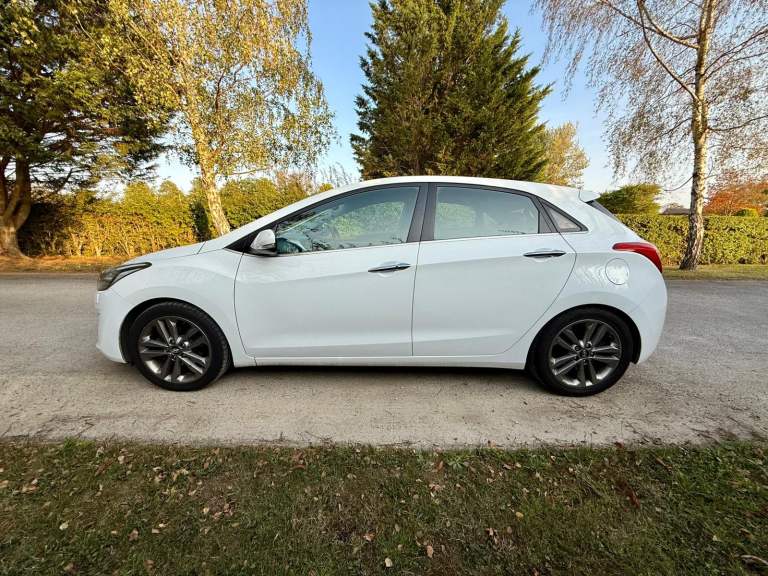 Hyundai, I30, Hatchback, 2015, Manual, 1582 (cc), 5 doors