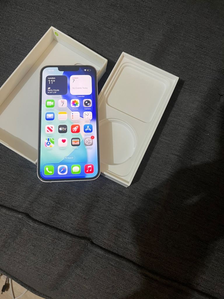 APPLE IPHONE 13 128GB PINK MOBILE(UNLOCKED)(MINT CONDITION)