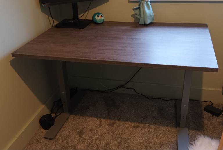 Large office desk like new
