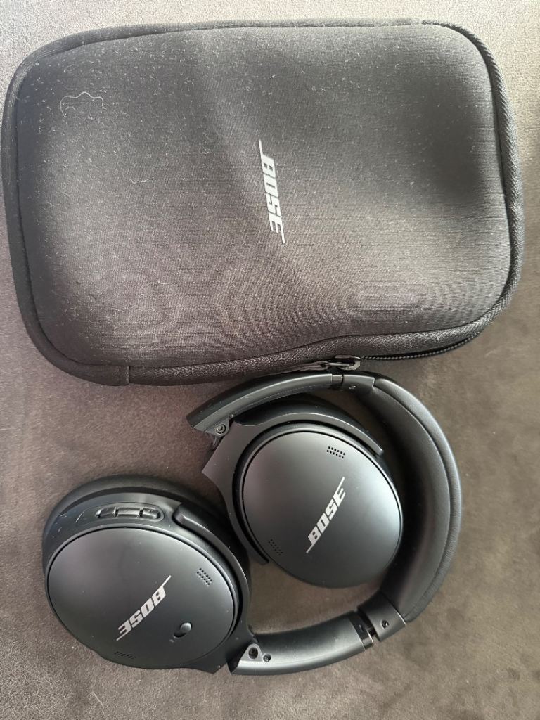 Bose QuietComfort 45 Headphones with Case – Good Condition