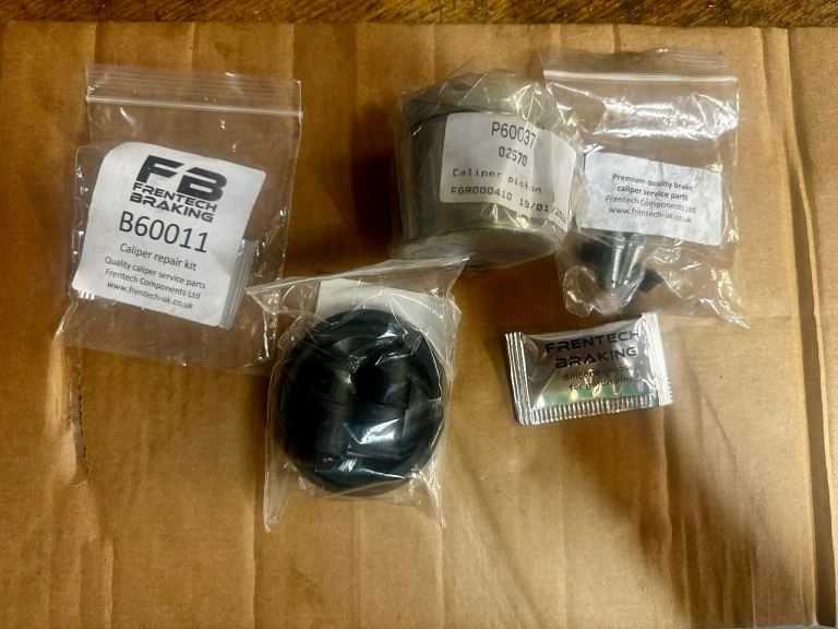 BMW M3 / Z4M front caliper rebuild kit
