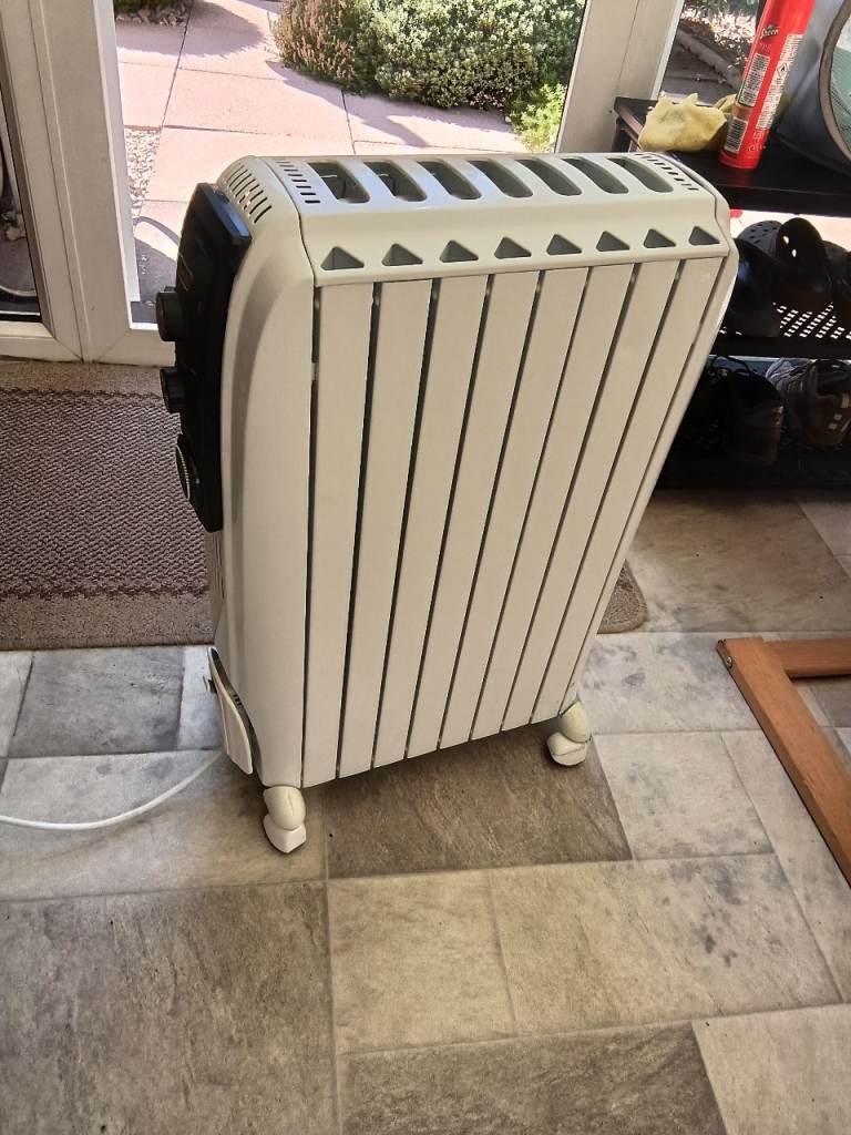 De Longhi Dragon 4 oil filled radiator 