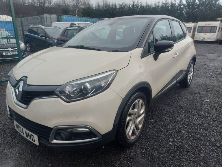 Renault, CAPTUR, Hatchback, 2014, Manual, 1461 (cc), 5 doors