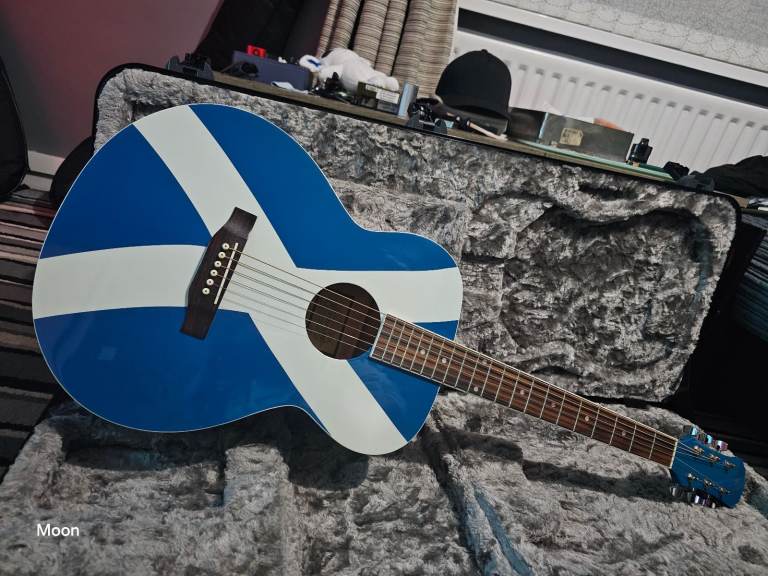 image for Freshman Scottish flag acoustic