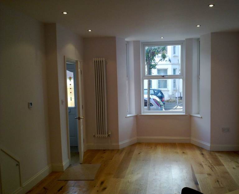 3 Bed House close to Richmond Station, Greater London