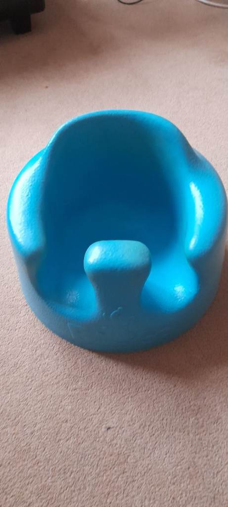 Bumbo baby seat chair