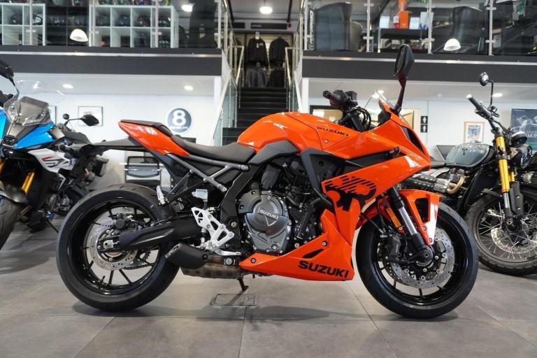 Suzuki GSX-8R, 2026, Glass Blaze Orange. IN STOCK NOW Only £8999. 