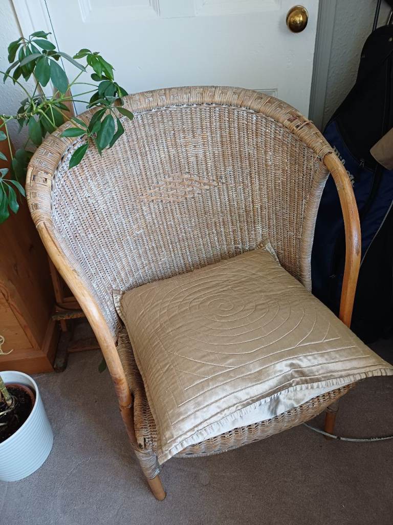 Wicker chair8