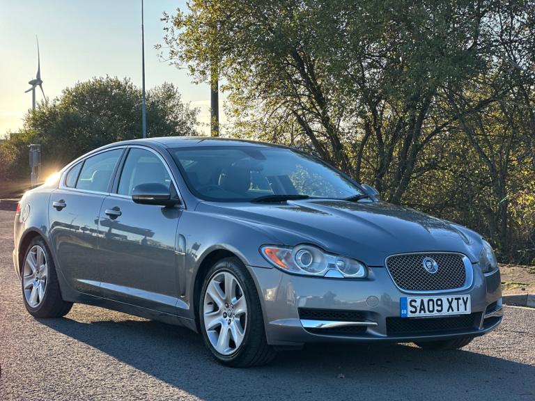 2009 Jaguar XF 3.0d V6 Luxury 4dr Auto SALOON Diesel Automatic