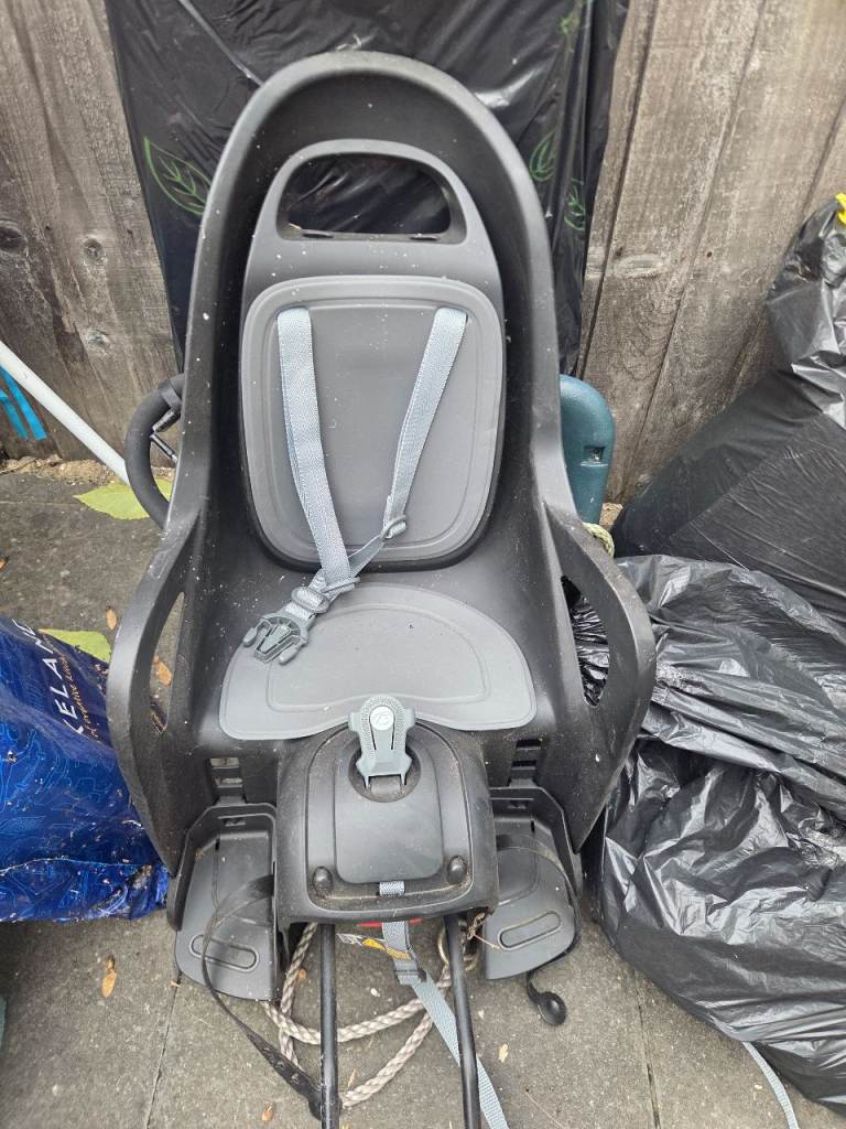 Child Bike Seat with Harness – Good Condition