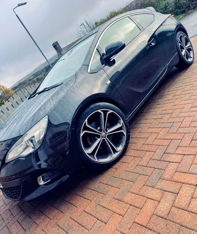 Vauxhall, GTC, Hatchback, 2017, Manual, 1364 (cc), 3 doors