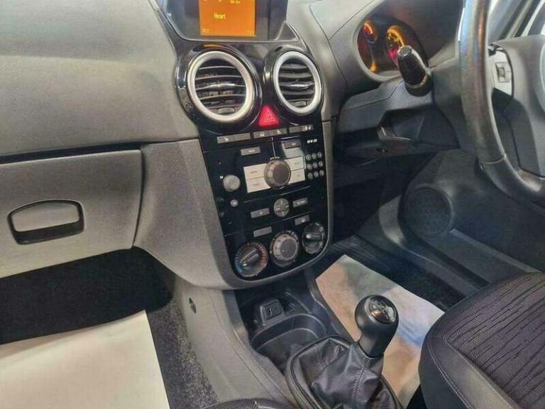 2014 Vauxhall Corsa 1.2 16V Excite Euro 5 3dr (A/C) HATCHBACK Petrol Manual