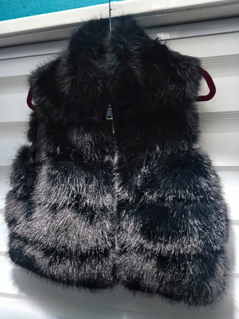 Women's gilet size 12/14, M